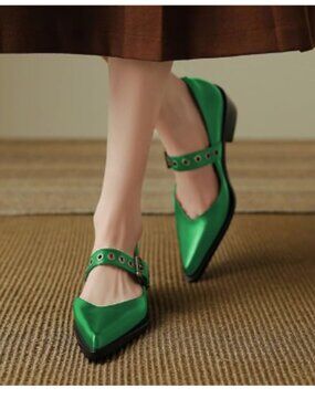 YDN Green Pointed Toe Mary Jane Chunky Heels Loafers Hollow Buckle Pumps